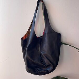 Agnes B.soft leather bucket bag